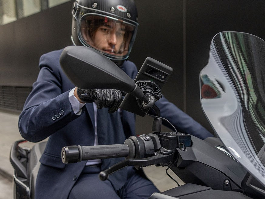 QUAD LOCK - Scooter/Motorcycle - Mirror Mount
