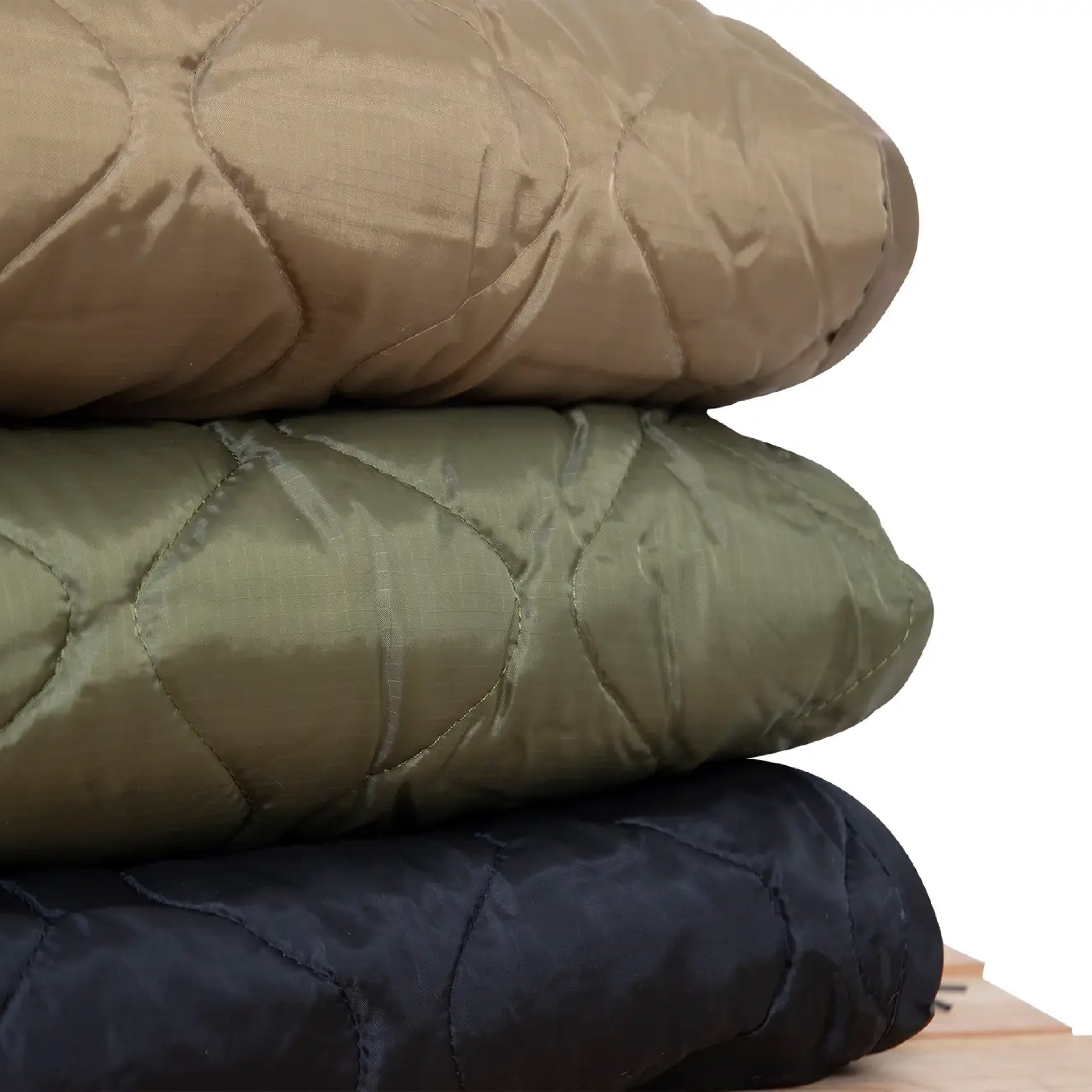 OFF TRACK QUILTED WOOBIE VEST