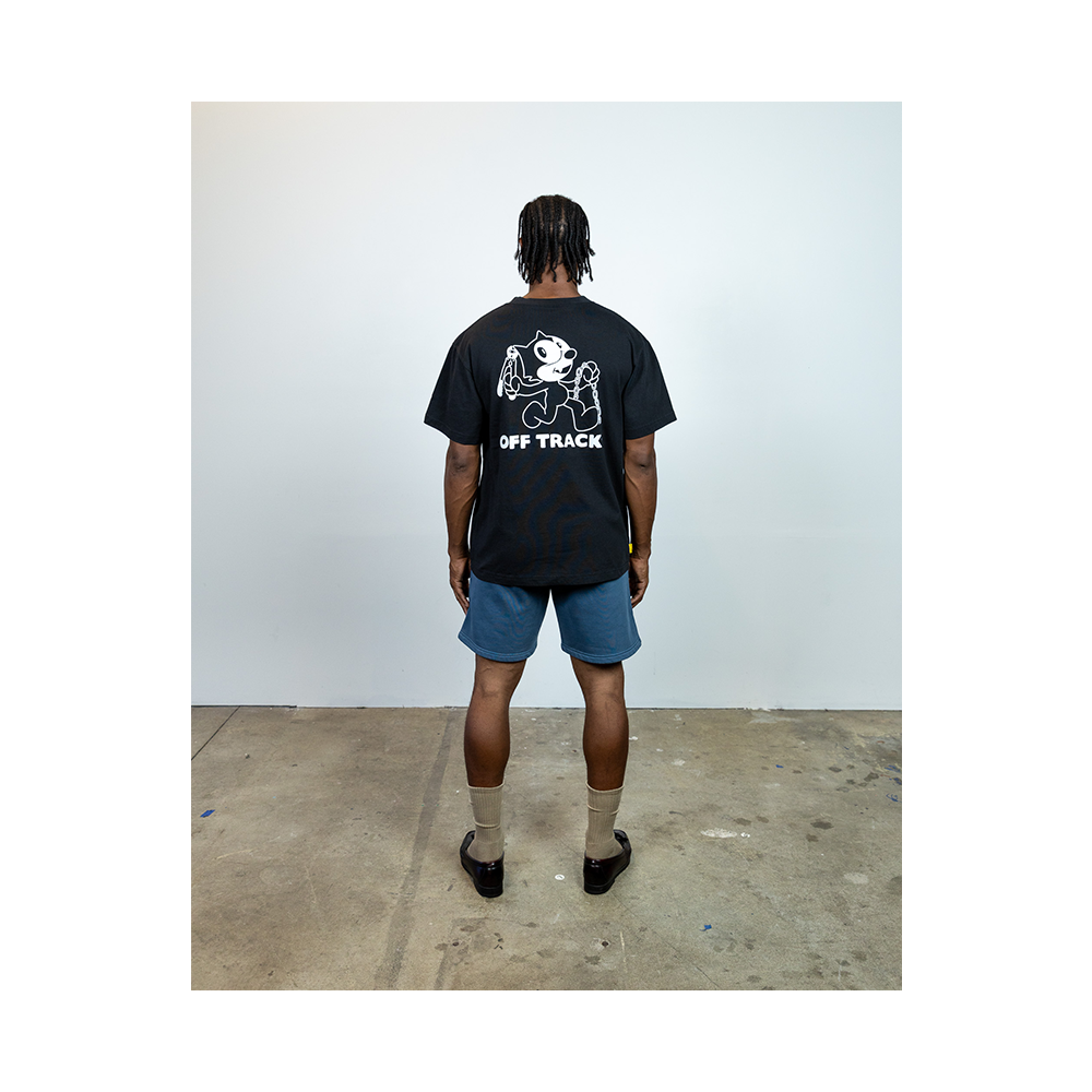 OFF TRACK ADULTS "EL GATO" Oversized Tee
