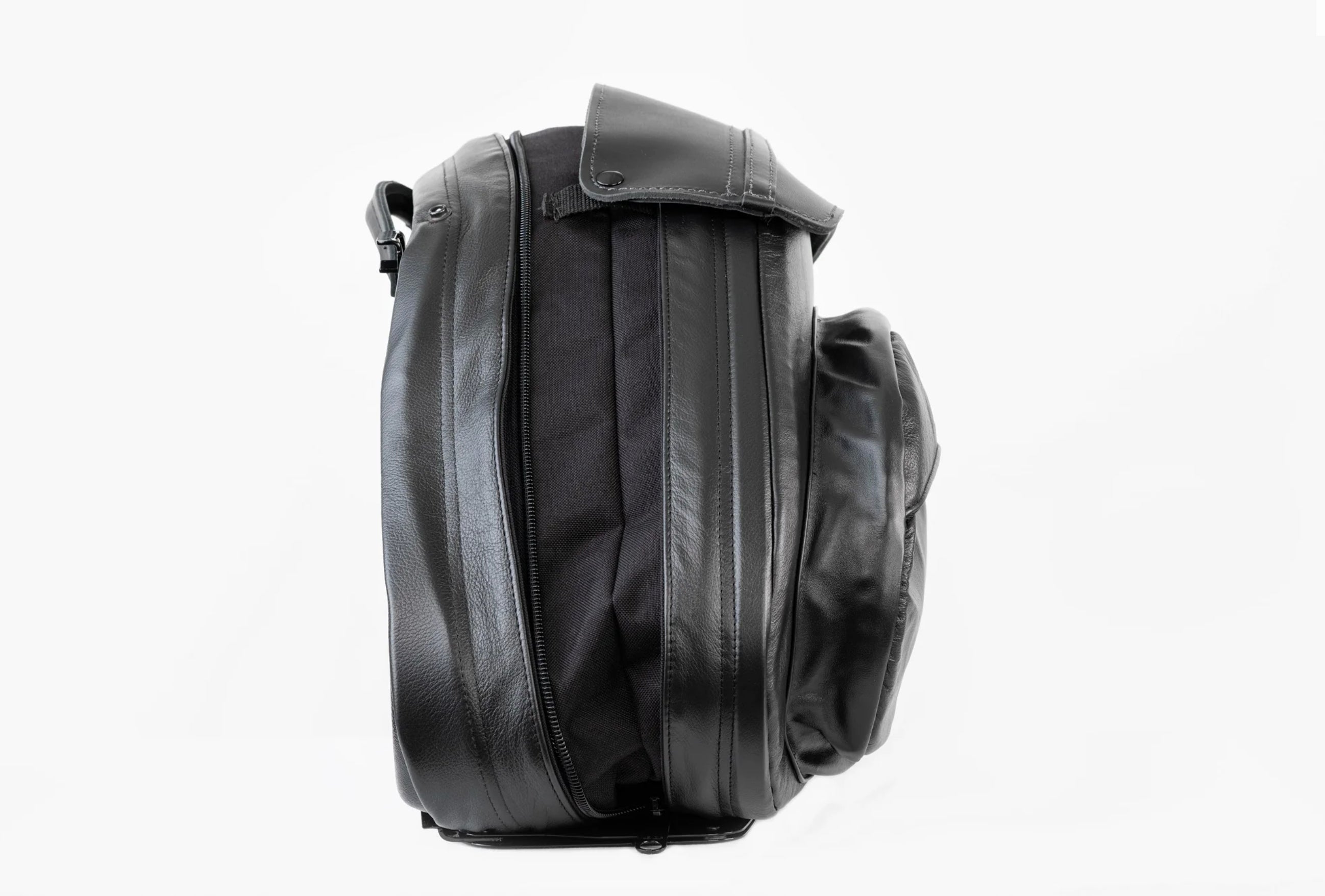 LEATHER PROS RETRO SERIES V3 *M8* SOFTAIL SADDLEBAGS - LEATHER