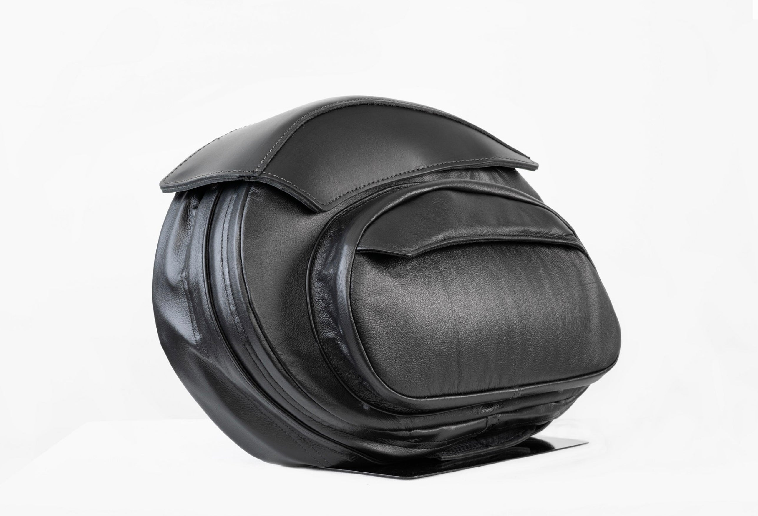 LEATHER PROS EZ-MOUNT V3 *M8* SOFTAIL SADDLEBAGS - LEATHER