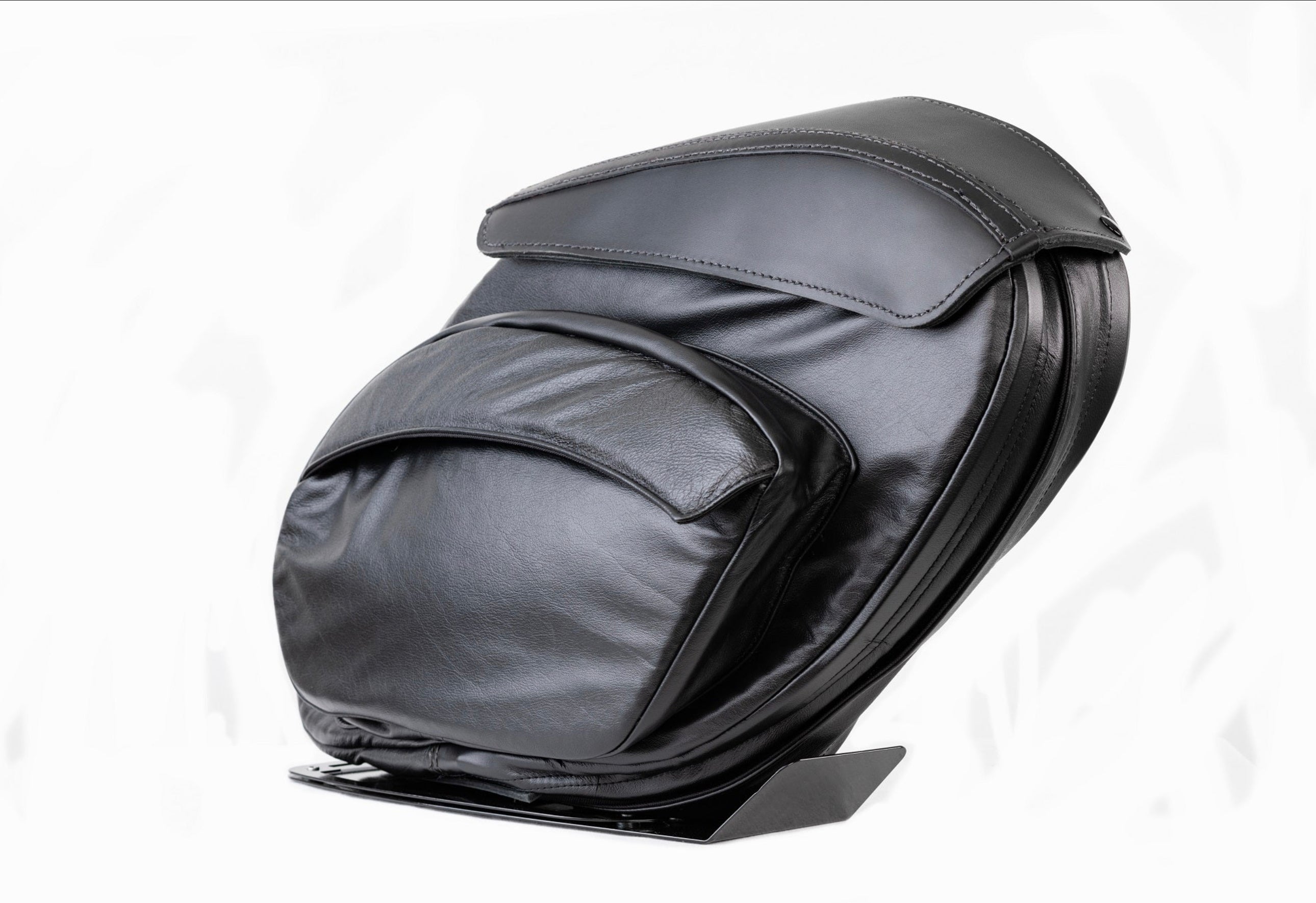 LEATHER PROS RETRO SERIES V3 *M8* SOFTAIL SADDLEBAGS - LEATHER