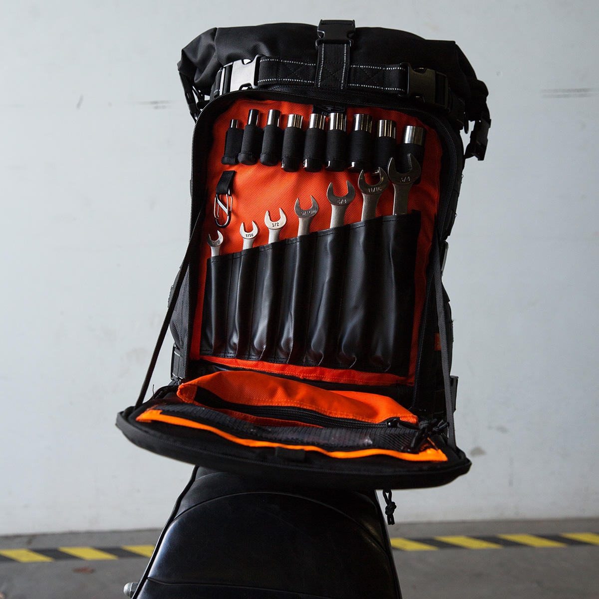 BILTWELL EXFIL-80 G1 Motorcycle Bag - Black