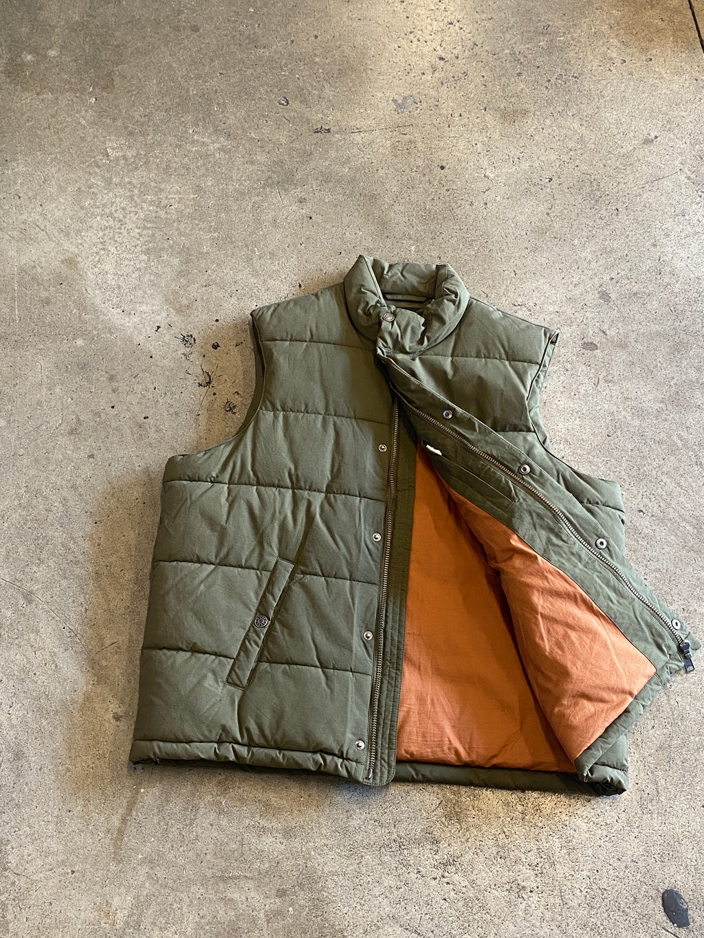 DEUS EX MACHINA Carson Vest - Bark